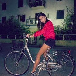 Шлюха Надя 21998