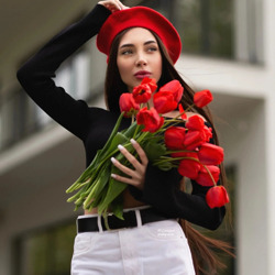 Шлюха Зоя 41243